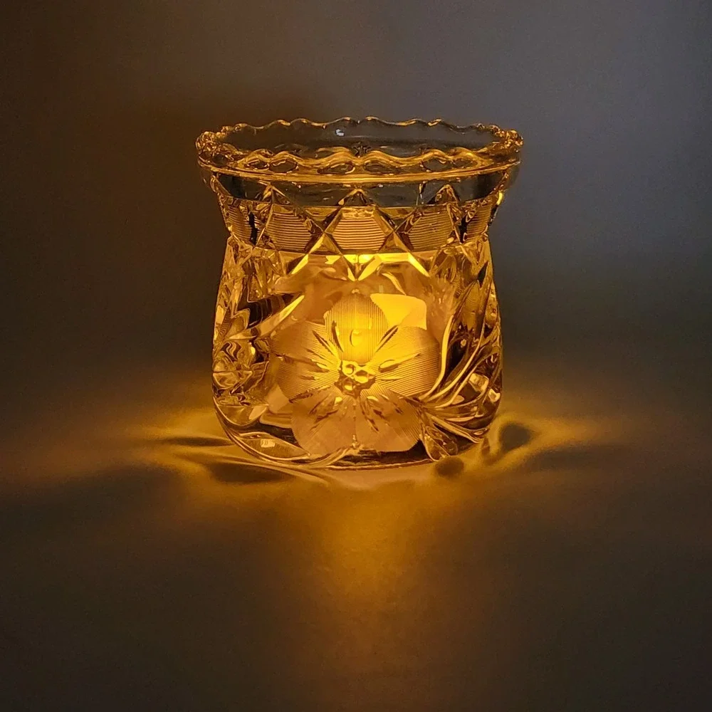 McKee Clematis Sugar Bowl Innovation Cut Clear Pressed Glass EAPG Antique 1910s